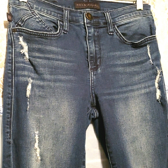 ROCK & REPUBLIC DISTRESSED SKINNY JEANS SZ 8 - Picture 2 of 8